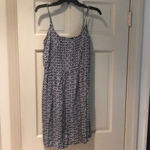 Ladies Old Navy sundress, M, blk/white, brand new!